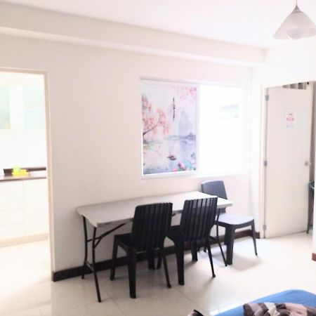 Lovenest Lima Bagian luar foto